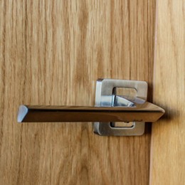 drzwi drewniane nowoczesne